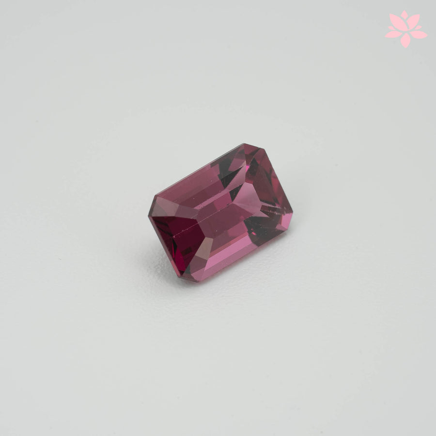 NATURAL RHODOLITE GARNET | 2.78 CT | PINK RED | OCTAGONAL