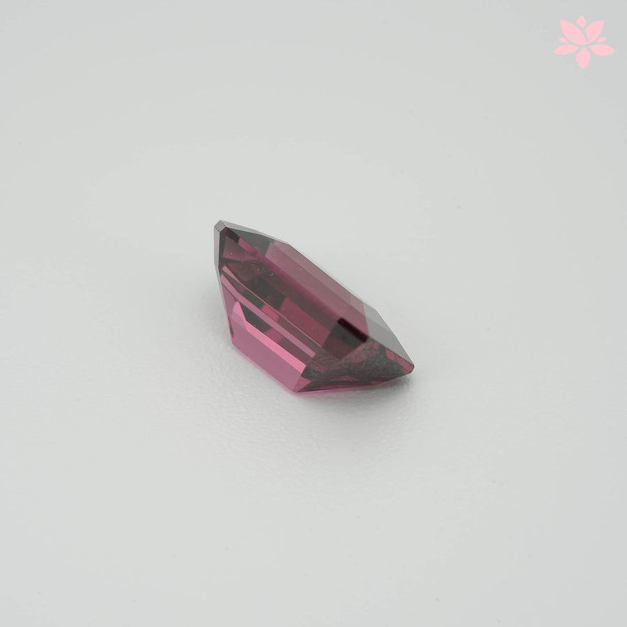 NATURAL RHODOLITE GARNET | 2.78 CT | PINK RED | OCTAGONAL