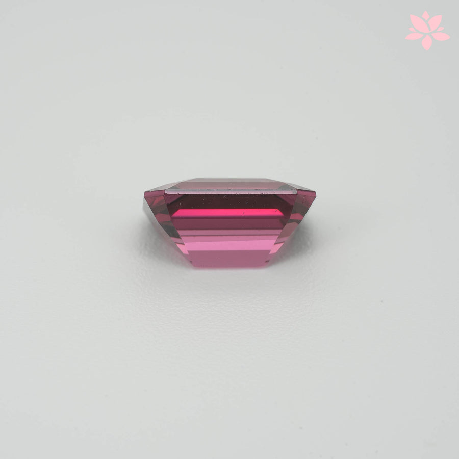 NATURAL RHODOLITE GARNET | 2.78 CT | PINK RED | OCTAGONAL