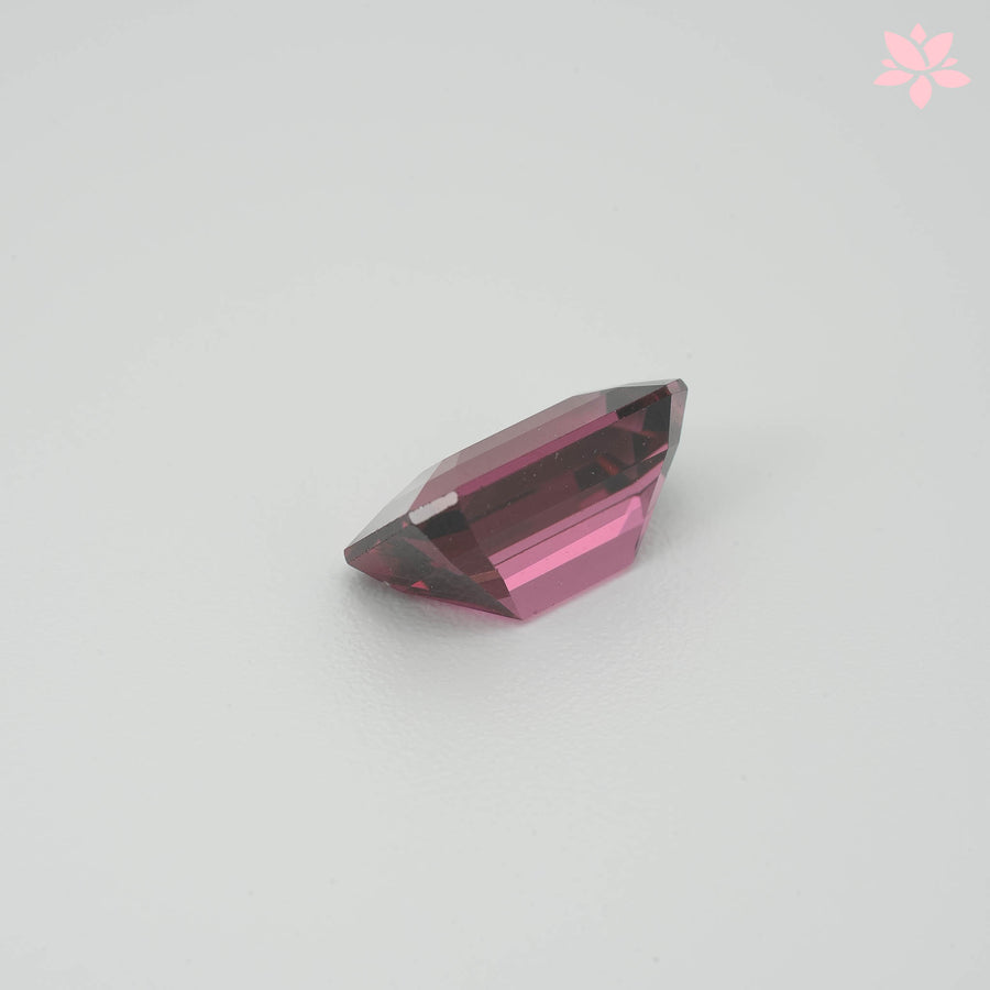 NATURAL RHODOLITE GARNET | 2.78 CT | PINK RED | OCTAGONAL