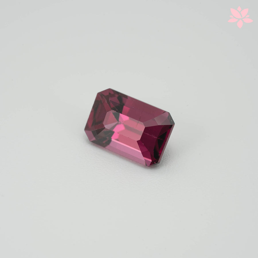 NATURAL RHODOLITE GARNET | 2.78 CT | PINK RED | OCTAGONAL