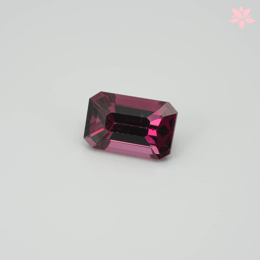 NATURAL RHODOLITE GARNET | 2.78 CT | PINK RED | OCTAGONAL