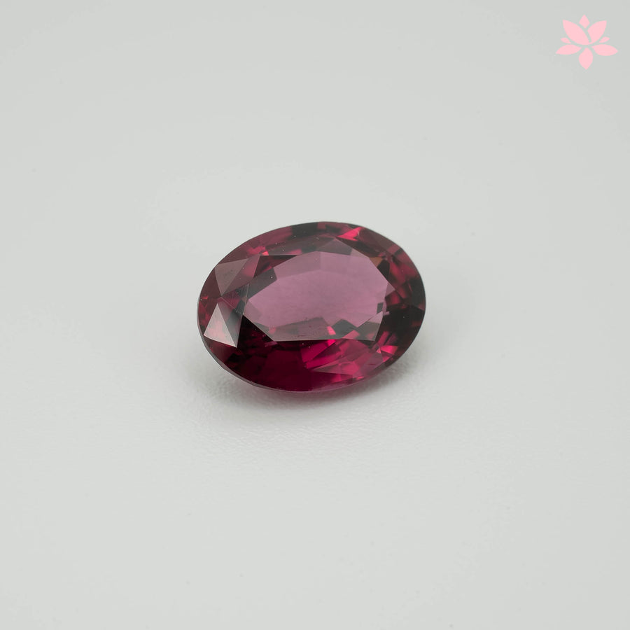NATURAL RHODOLITE GARNET | 2.69 CT | PURPLE RED | OVAL