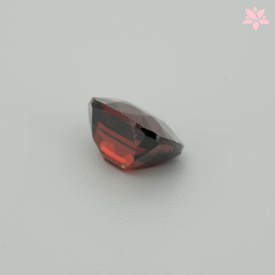 NATURAL ALMANDINE GARNET | 2.20 CT | RED | CUSHION