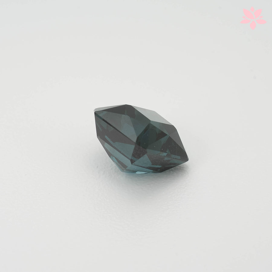 NATURAL SPINAL | 1.55 CT | BLUISH GREEN | OCTAGONAL