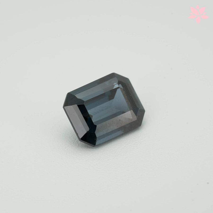 NATURAL SPINAL | 2.48 CT | BLUISH GREEN | OCTAGONAL