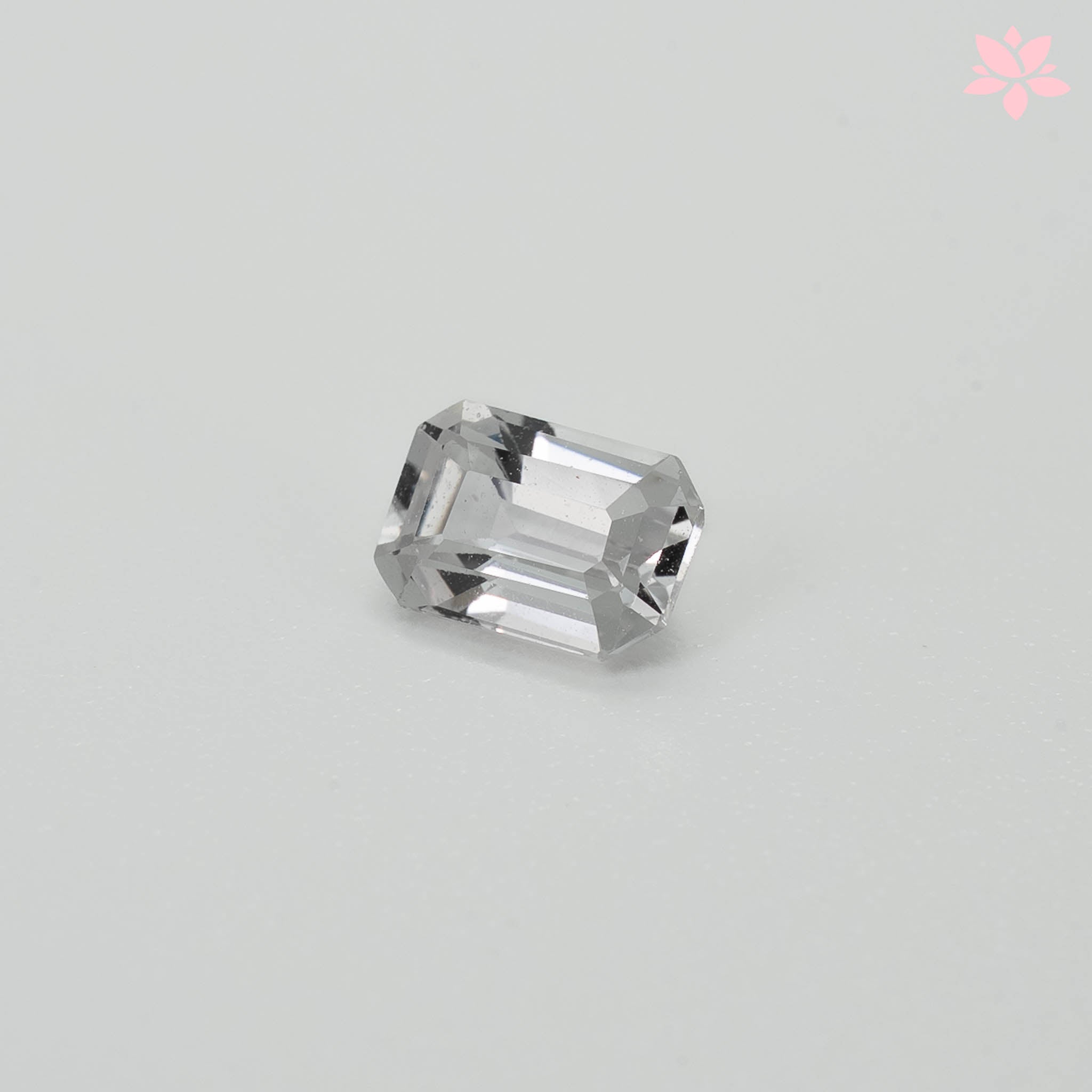 NATURAL CEYLON SAPPHIRE | 0.68 CT | CLEAR | OCTAGONAL