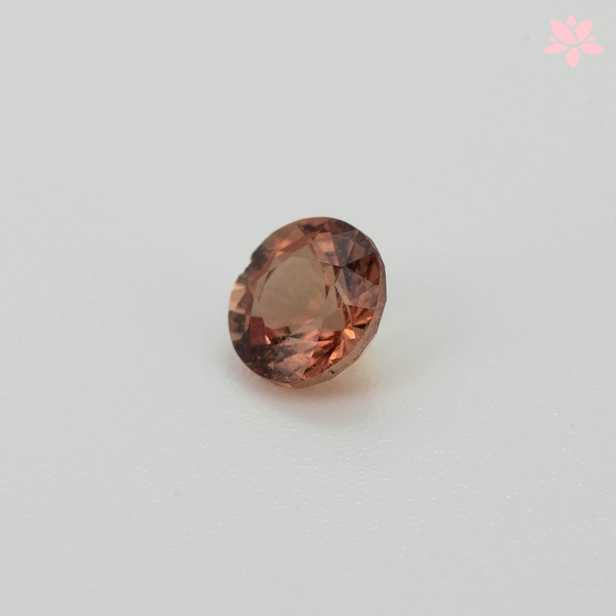 NATURAL CEYLON SAPPHIRE | 0.53 CT | BROWNISH ORANGE | ROUND