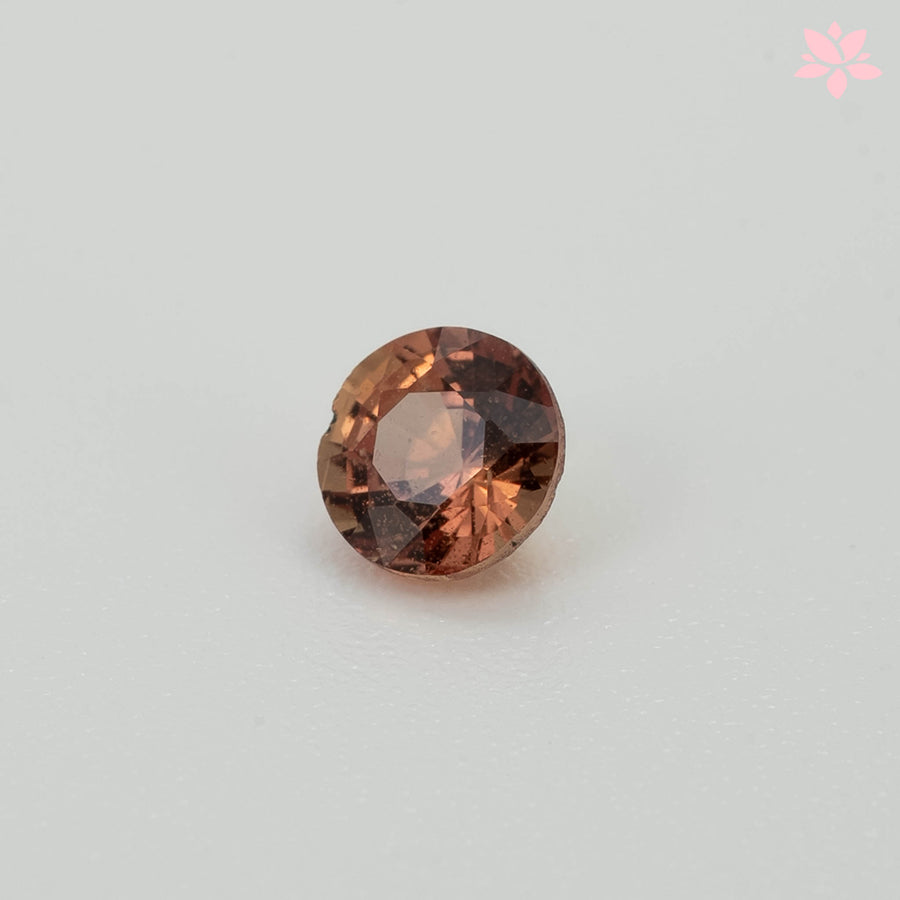 NATURAL CEYLON SAPPHIRE | 0.53 CT | BROWNISH ORANGE | ROUND