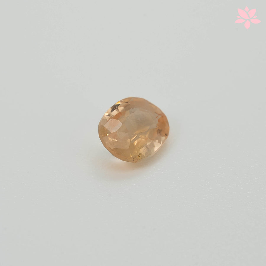NATURAL CEYLON SAPPHIRE | 0.67 CT | VIVID PEACH | OVAL