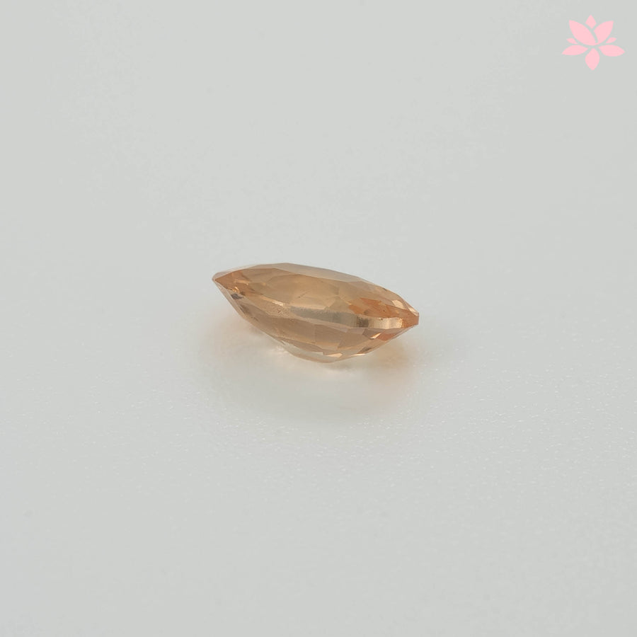 NATURAL CEYLON SAPPHIRE | 0.67 CT | VIVID PEACH | OVAL