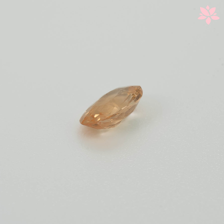 NATURAL CEYLON SAPPHIRE | 0.67 CT | VIVID PEACH | OVAL