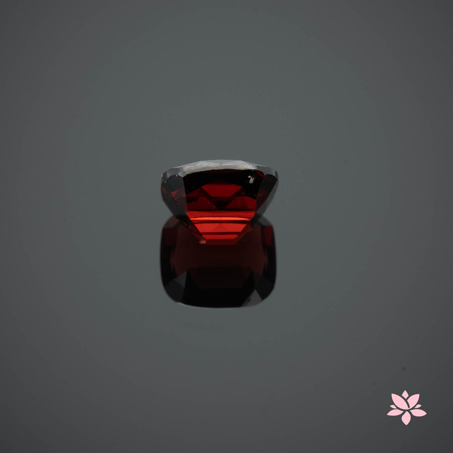 NATURAL ALMANDINE GARNET | 2.20 CT | RED | CUSHION