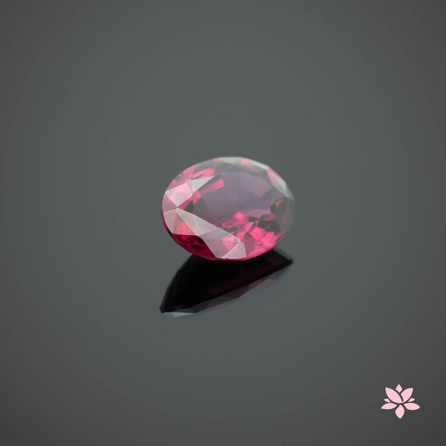 NATURAL RHODOLITE GARNET | 2.69 CT | PURPLE RED | OVAL