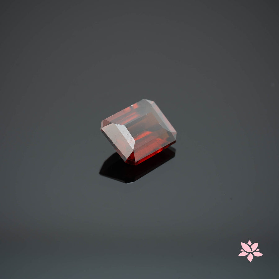NATURAL HESSONITE GARNET | 4.36 CT | RED ORANGE | OCTAGONAL