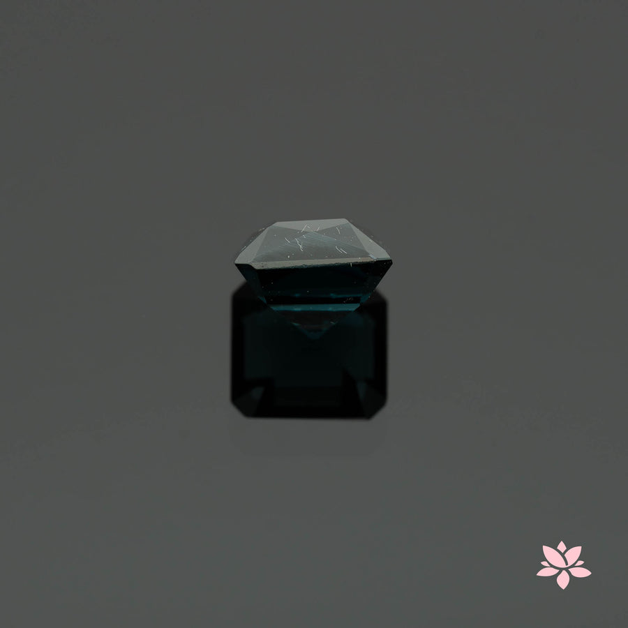 NATURAL SPINAL | 1.55 CT | BLUISH GREEN | OCTAGONAL